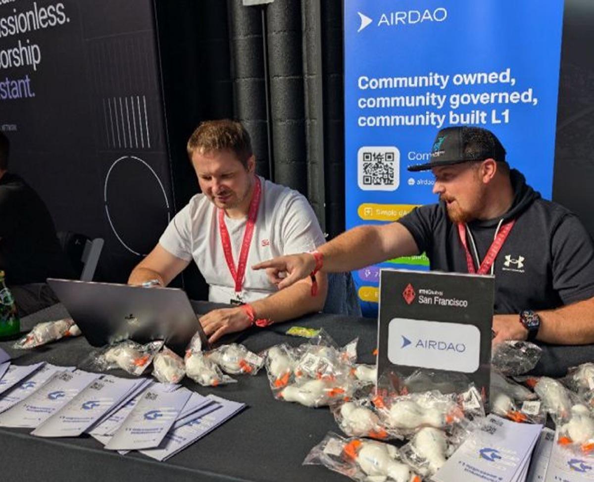 INC4 at AirDAO booth